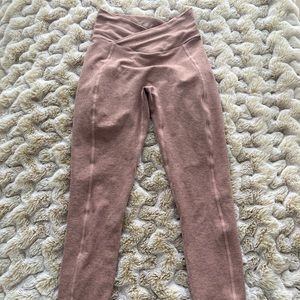 Bombshell Contour Leggings